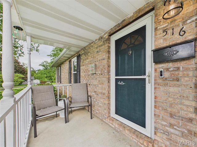 516 Lanahan Drive, Troy, IL 62294