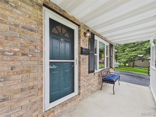 516 Lanahan Drive, Troy, IL 62294