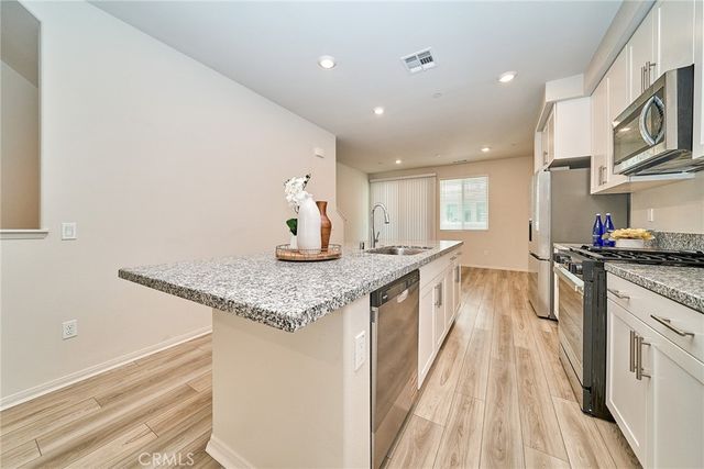 1672 Cayton, West Covina, CA 91790
