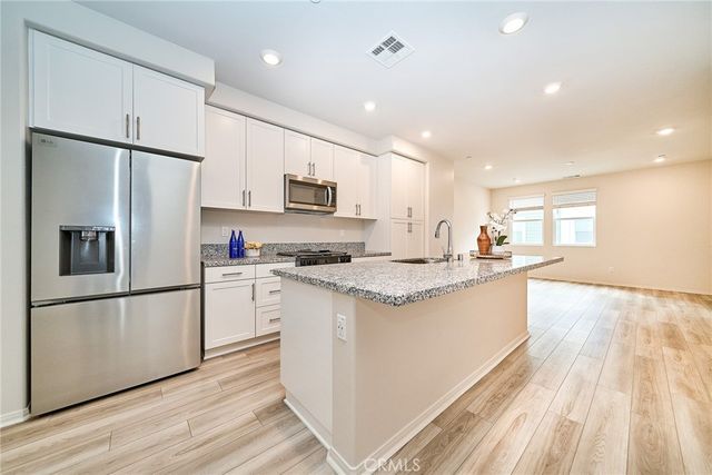 1672 Cayton, West Covina, CA 91790