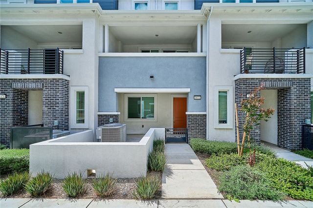 1672 Cayton, West Covina, CA 91790