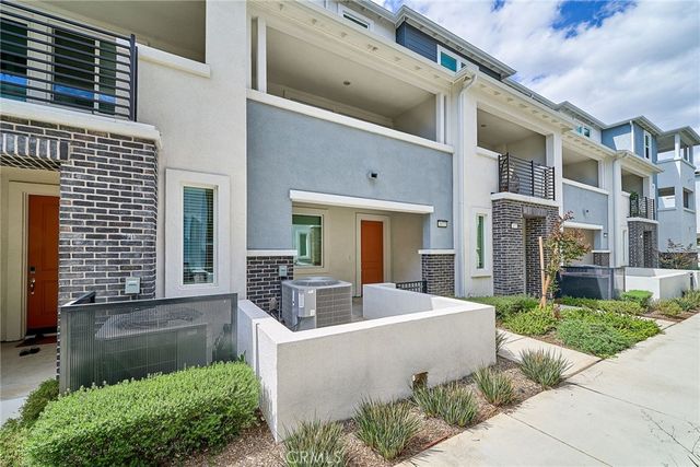 1672 Cayton, West Covina, CA 91790