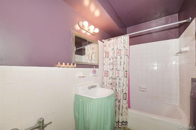 8900 170th Street 6M, Jamaica, NY 11432