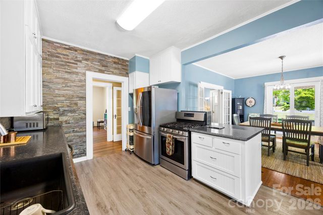 2030 South Point Road, Belmont, NC 28012