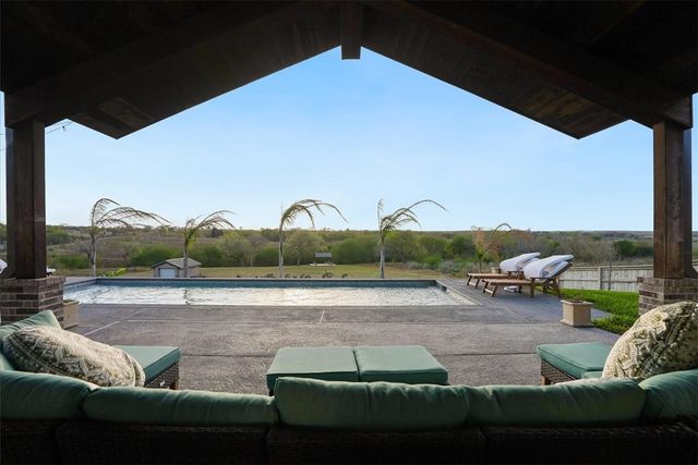 642 Nakishwana Circ, Sandia, TX 78383