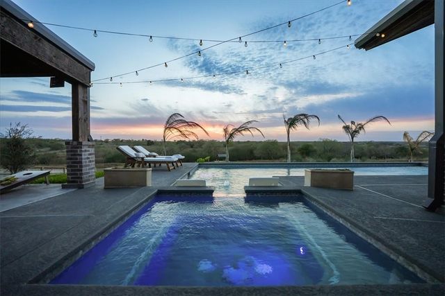 642 Nakishwana Circ, Sandia, TX 78383