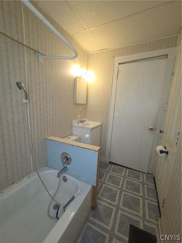 513 Rowland Street, Syracuse, NY 13204