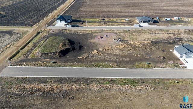 908 Sunset St Street, Valley Springs, SD 57068