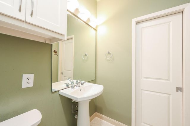 1714 Sandman Street, Houston, TX 77007