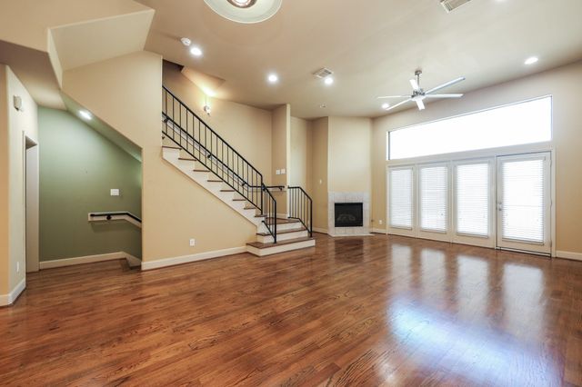 1714 Sandman Street, Houston, TX 77007