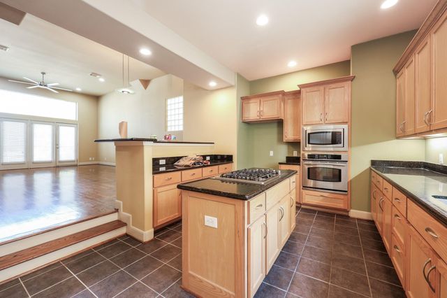 1714 Sandman Street, Houston, TX 77007