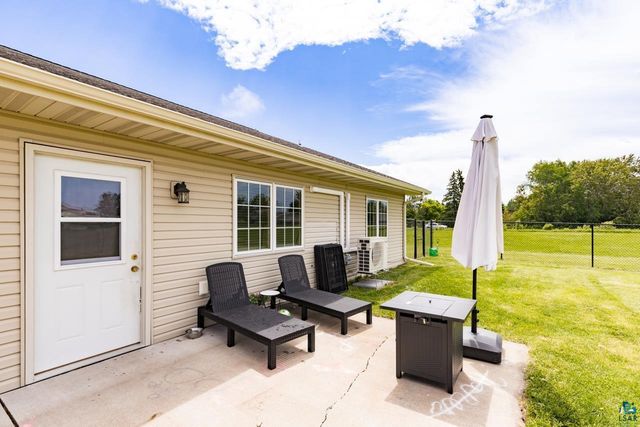 2229 Bardon Ave, Superior, WI 54880