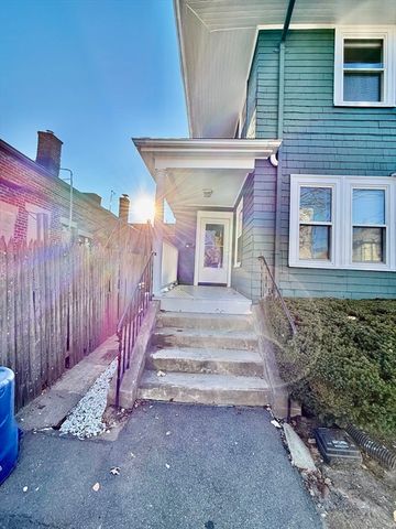 19 Pierce St 19, Quincy, MA 02171