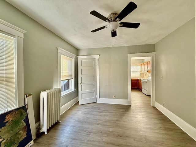 19 Pierce St 19, Quincy, MA 02171