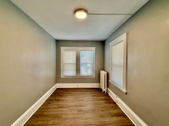 19 Pierce St 19, Quincy, MA 02171