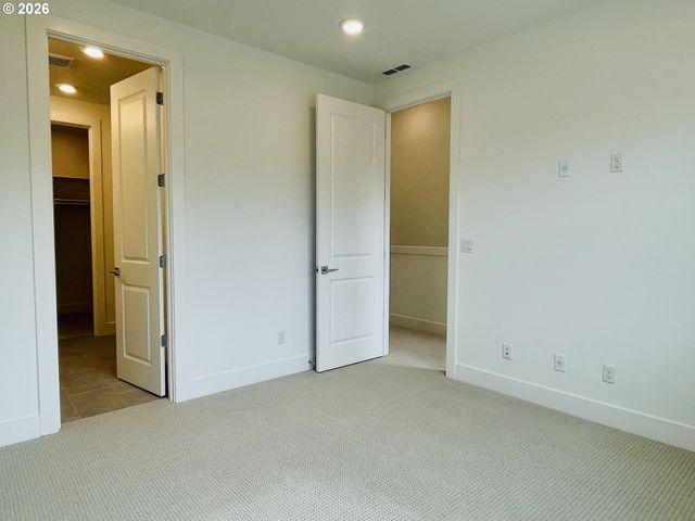 6408 Nw OLYMPIC Ln 43, Camas, WA 98607