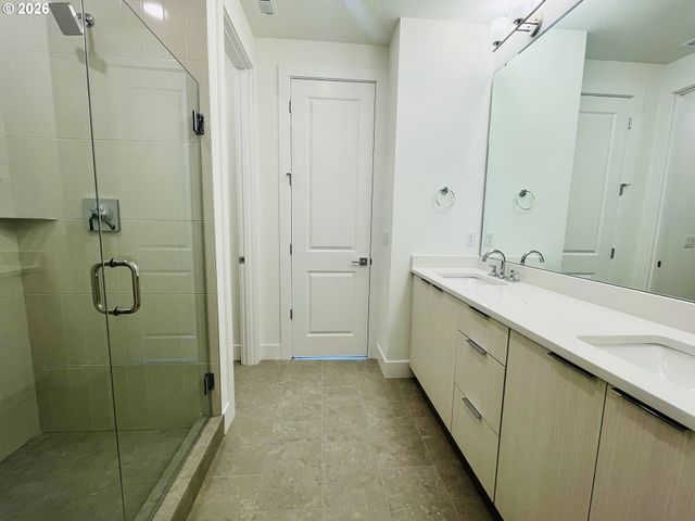 6408 Nw OLYMPIC Ln 43, Camas, WA 98607