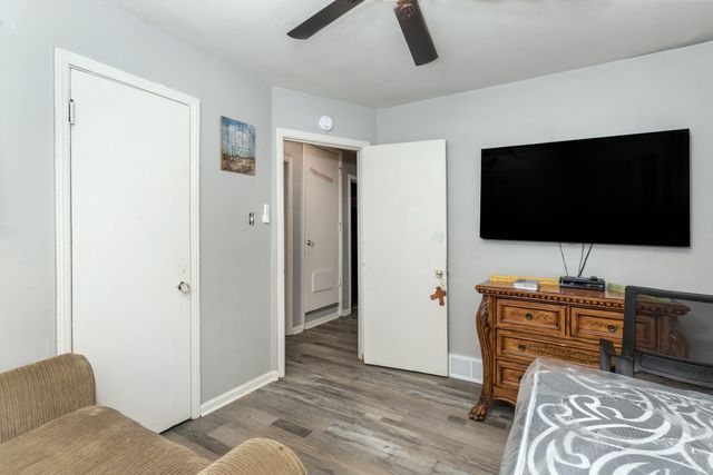 20211 Rosemont Avenue, Detroit, MI 48219