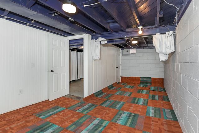 20211 Rosemont Avenue, Detroit, MI 48219