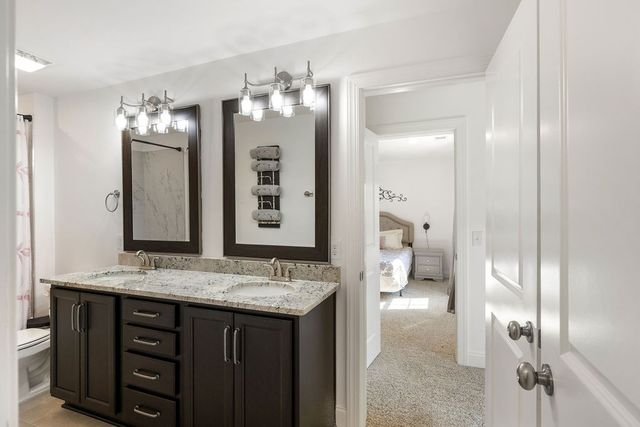 716 Summit Oaks Ct, Nashville, TN 37221