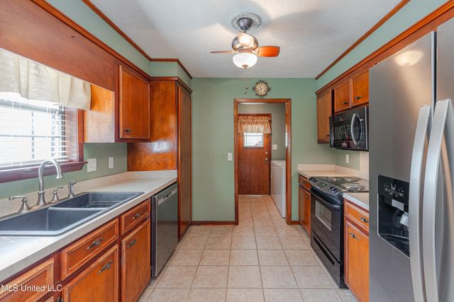 219 Willow Brook Drive, Clinton, MS 39056