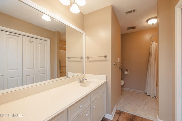 219 Willow Brook Drive, Clinton, MS 39056