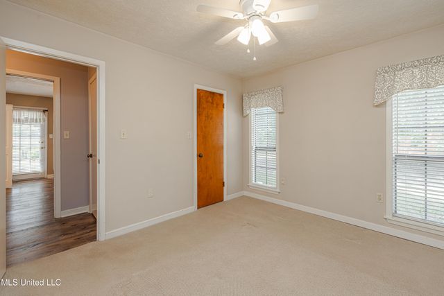 219 Willow Brook Drive, Clinton, MS 39056