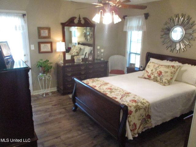 219 Willow Brook Drive, Clinton, MS 39056