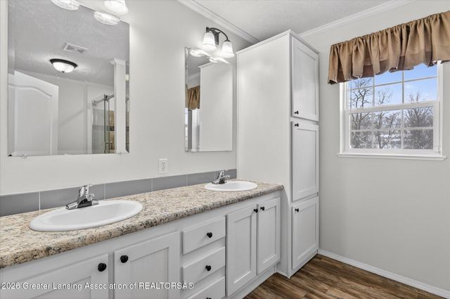 6642 E Spicerville Highway, Eaton Rapids, MI 48827