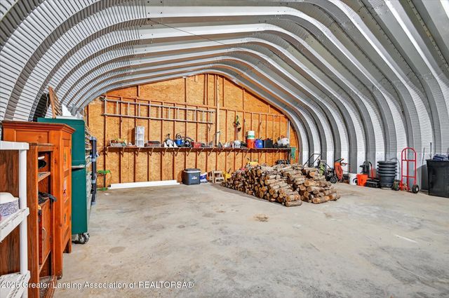 6642 E Spicerville Highway, Eaton Rapids, MI 48827