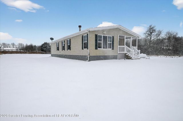 6642 E Spicerville Highway, Eaton Rapids, MI 48827