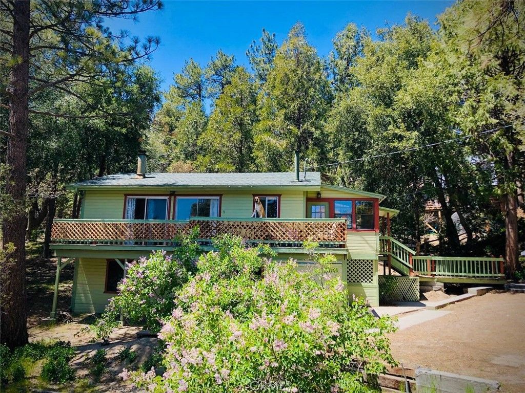 Image 15 of property listing at 52735 Sugar Pine, Idyllwild, CA 92549