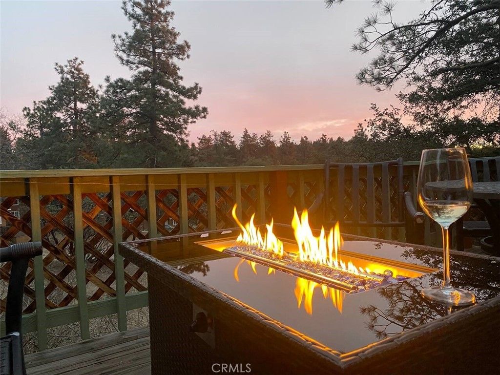 Image 2 of property listing at 52735 Sugar Pine, Idyllwild, CA 92549