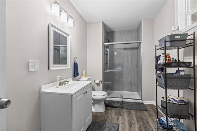 4221 Prospect Avenue, Kansas City, MO 64130