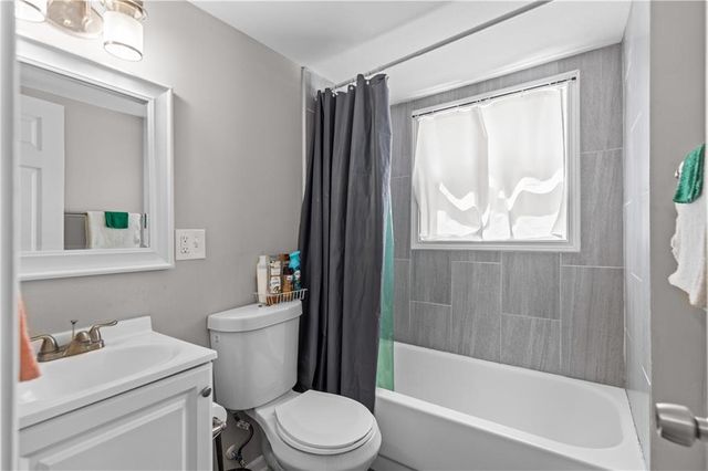 4221 Prospect Avenue, Kansas City, MO 64130