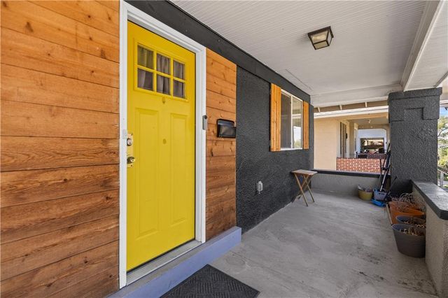 4221 Prospect Avenue, Kansas City, MO 64130