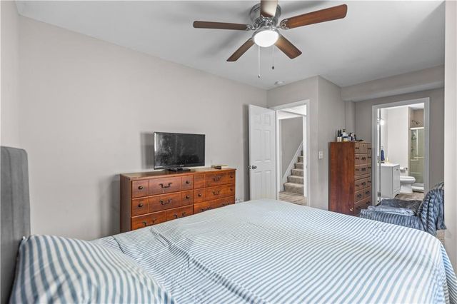 4221 Prospect Avenue, Kansas City, MO 64130