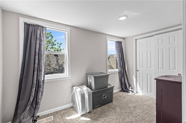 4221 Prospect Avenue, Kansas City, MO 64130