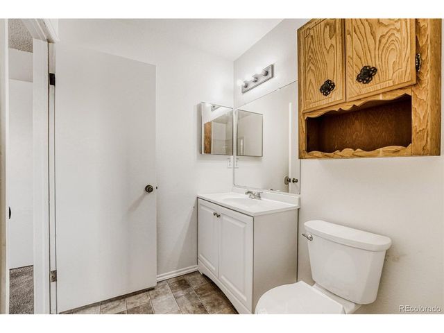 16847 E Kent Dr, Aurora, CO 80013