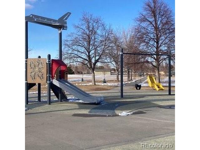 16847 E Kent Dr, Aurora, CO 80013