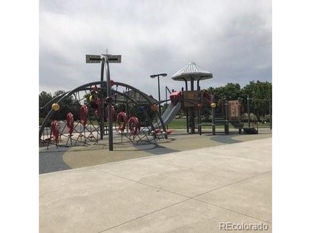 16847 E Kent Dr, Aurora, CO 80013