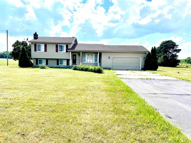 1434 S Vernon Road, Venice Twp, MI 48817
