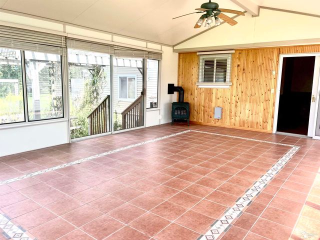 1434 S Vernon Road, Venice Twp, MI 48817