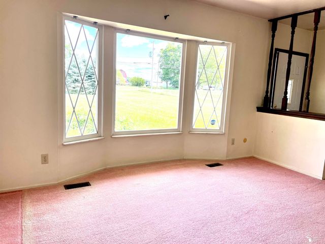 1434 S Vernon Road, Venice Twp, MI 48817