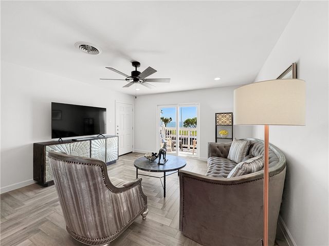 1601 Ocean Dr, Corpus Christi, TX 78404