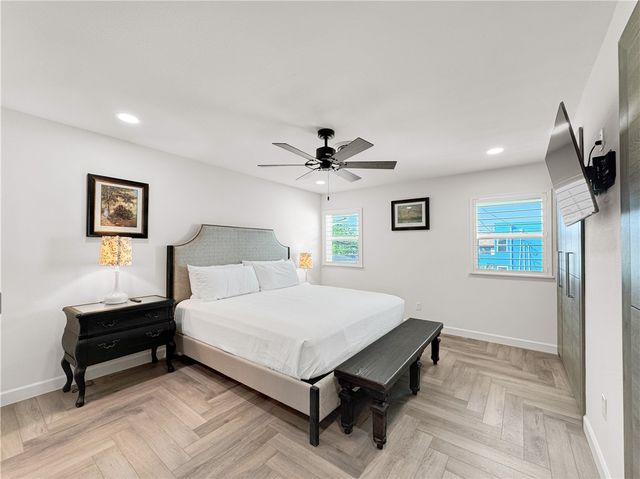 1601 Ocean Dr, Corpus Christi, TX 78404