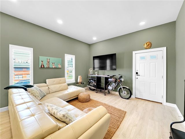 1601 Ocean Dr, Corpus Christi, TX 78404