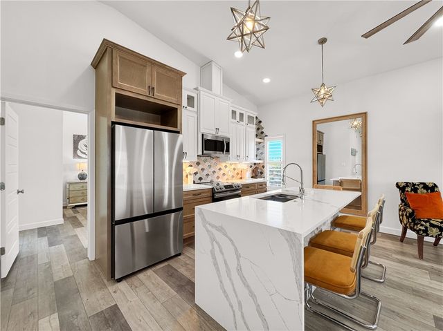 1601 Ocean Dr, Corpus Christi, TX 78404