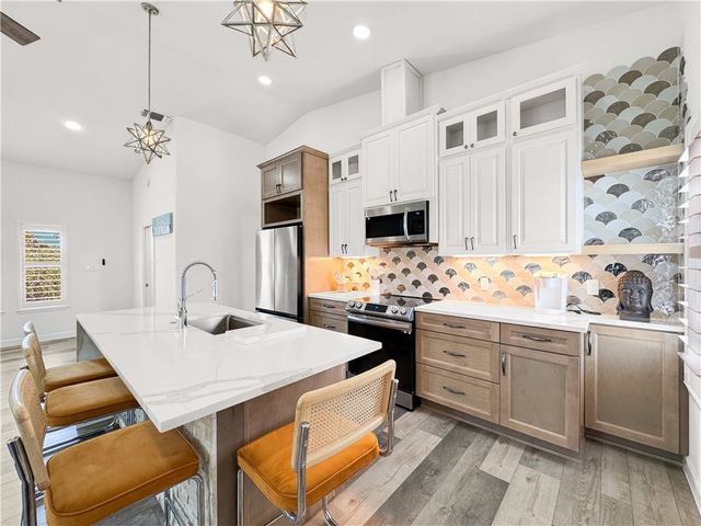 1601 Ocean Dr, Corpus Christi, TX 78404
