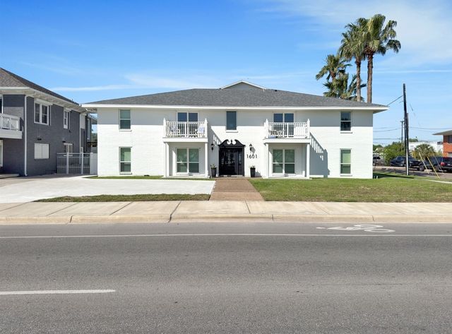 1601 Ocean Dr, Corpus Christi, TX 78404